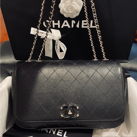 Handbags - Chanel Quilted Bag